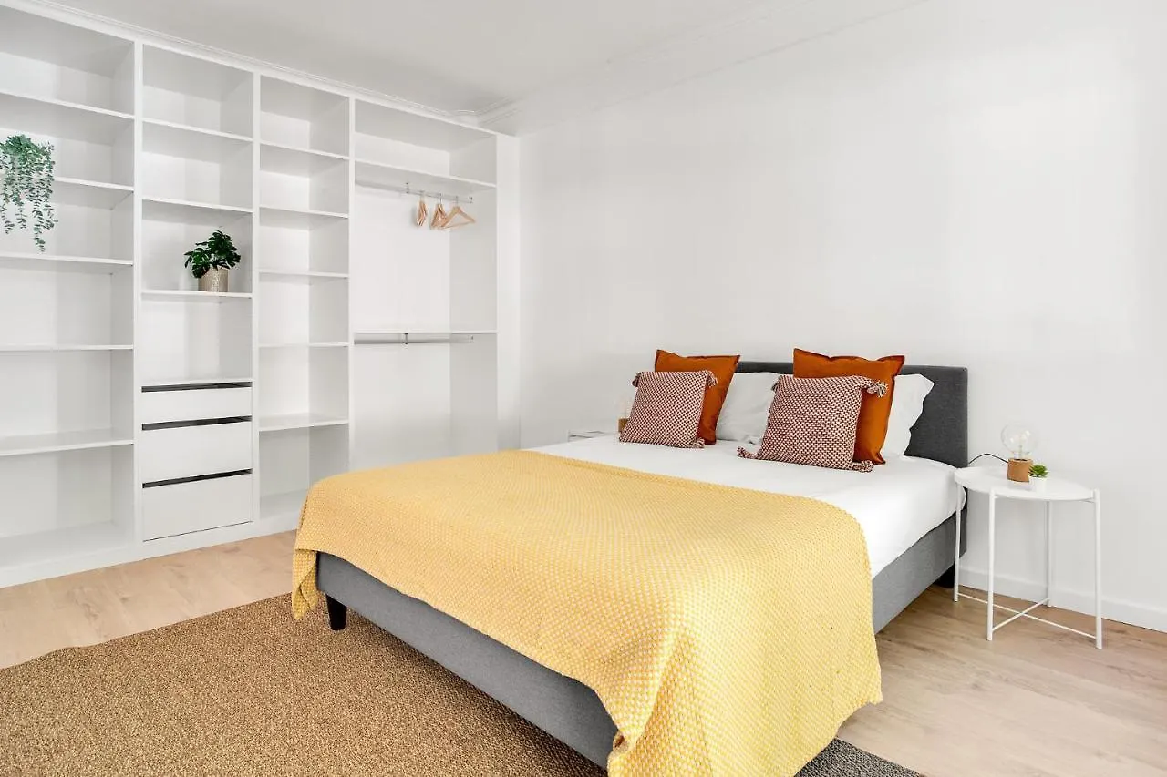 Sunny Suites Lisbon
