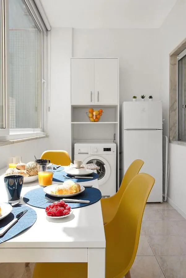 Sunny Suites Lisbon 0*,  Portugal